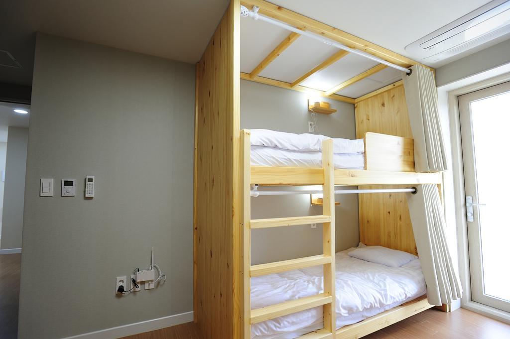 Hannah Guesthouse เมืองเชจู ภายนอก รูปภาพ