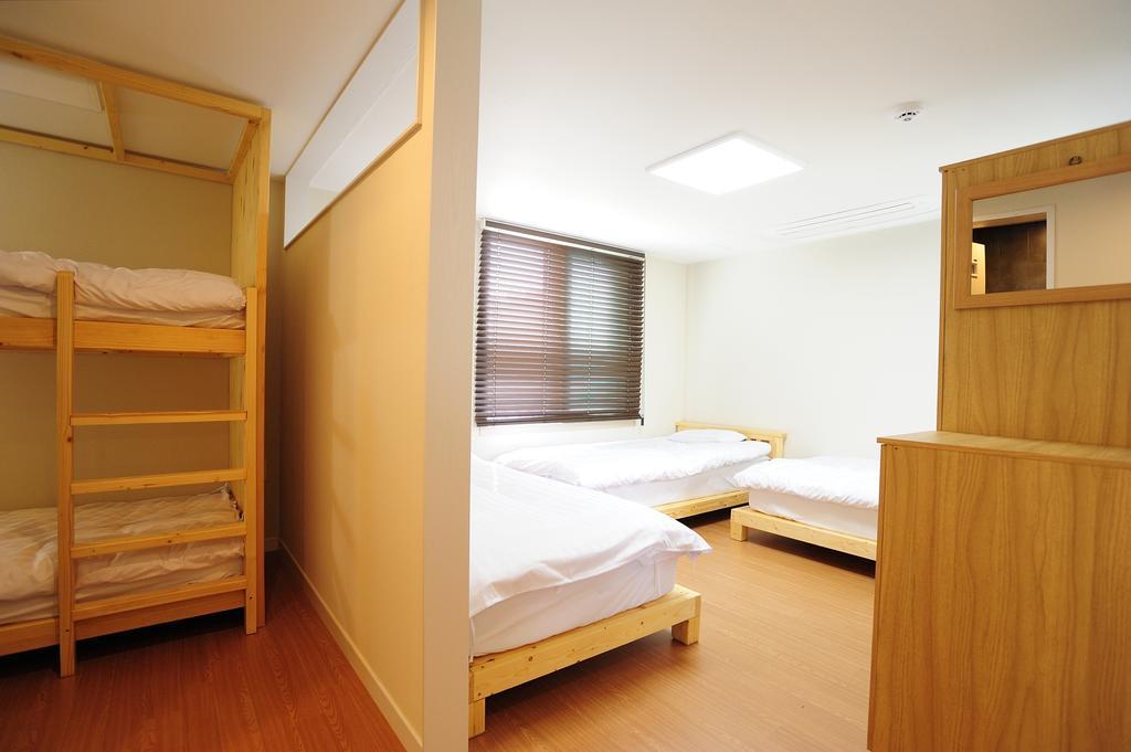 Hannah Guesthouse เมืองเชจู ภายนอก รูปภาพ