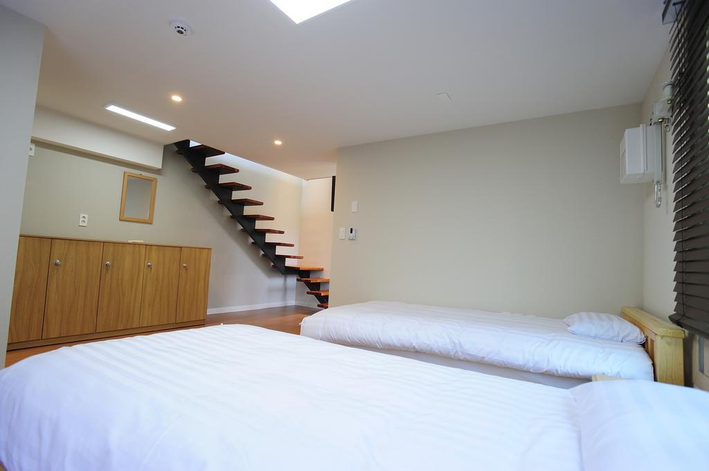 Hannah Guesthouse เมืองเชจู ภายนอก รูปภาพ